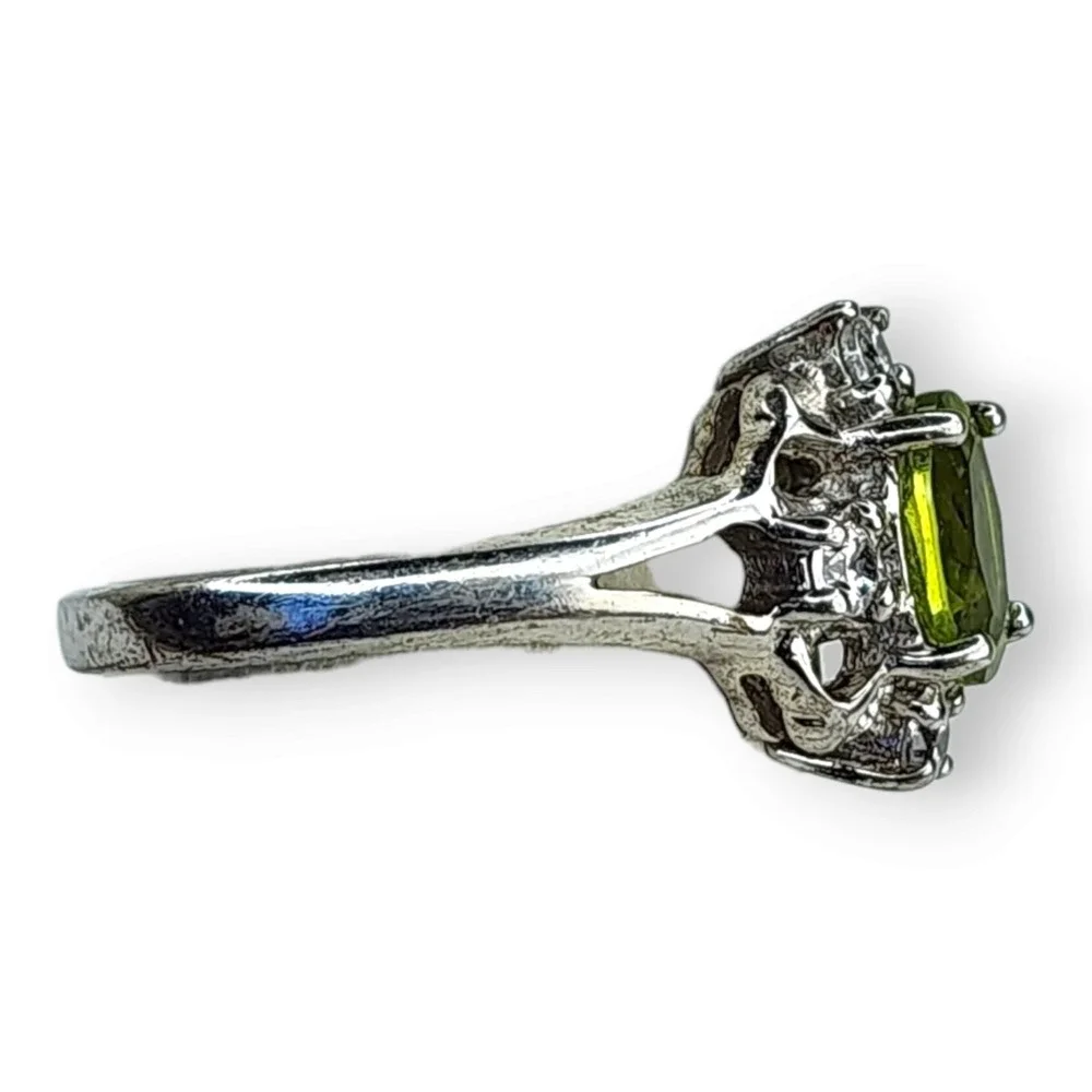 Vintage Sterling Silver 925 Green Peridot Clear Cubic Zirconia Ring Size 5